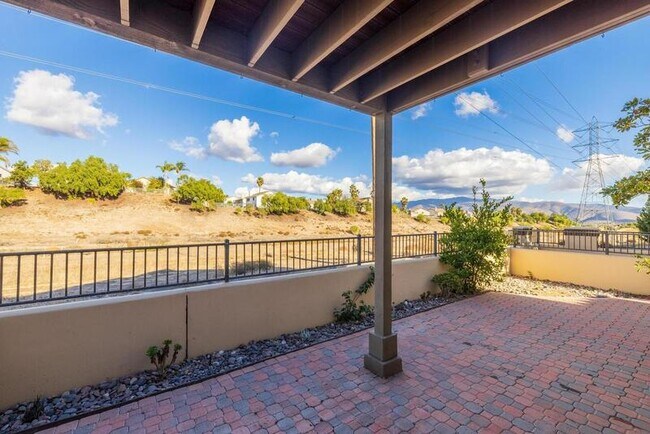 Building Photo - 1423 Caminito Garibay