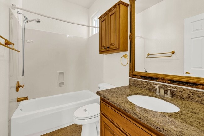Building Photo - Beautiful 5-Bedroom Home with Private Pool...