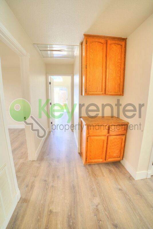 Building Photo - 5627 Terrace Dr