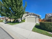 Building Photo - Gorgeous 4 Bedroom on Kiley Ranch
