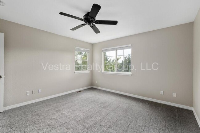 Building Photo - 9585 Deer Horn Ct