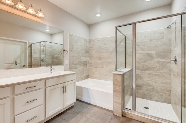 Building Photo - 845 Pantara Pl