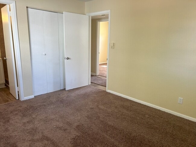 Building Photo - 3605 W Leila Ave