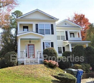 Building Photo - 2220 Bellaire Ave