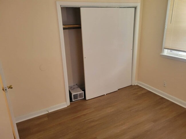 Building Photo - 5951N37thJ