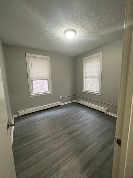 Building Photo - 235 Collins St