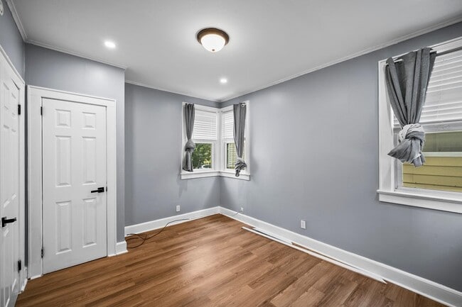 Building Photo - 54 Avenue B