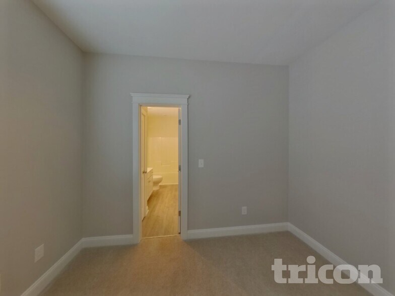 Building Photo - 6607 Park Meadows Pl