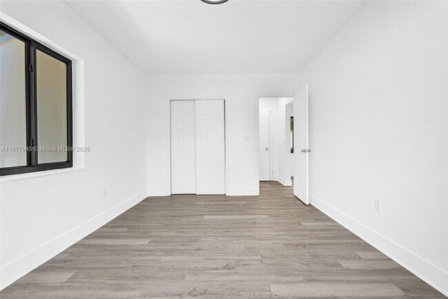 Building Photo - 173 NW 56th St