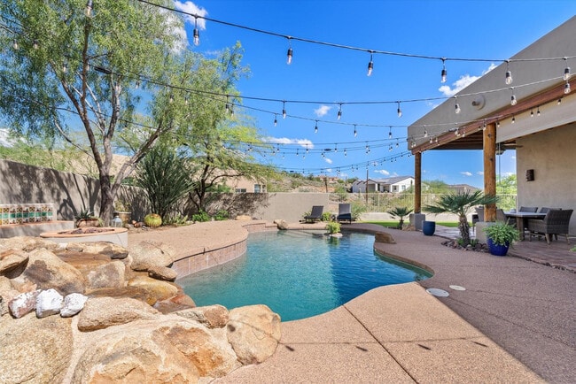 Building Photo - 3314 W Here to There Dr