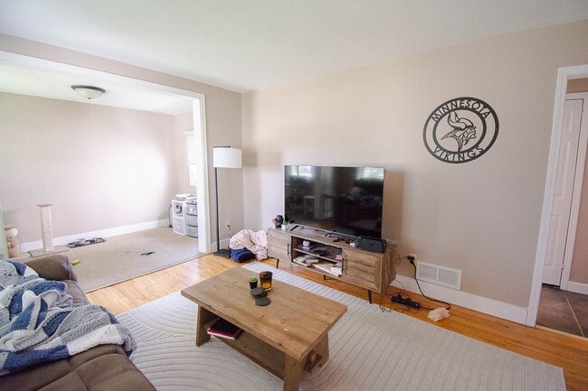 Building Photo - Charming 1-Bed Home With Patio + Garage Minutes From Downtown