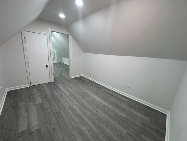 Building Photo - 11333 S Edbrooke Ave