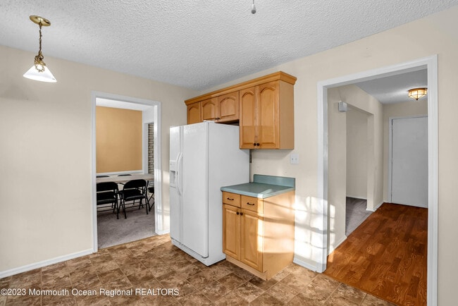 Building Photo - 1804 Holbrook St