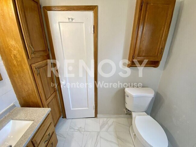 Building Photo - Charming 2 Bed 1 Bath in a Great Location