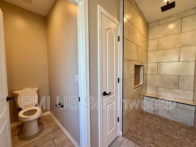 Building Photo - 1530 Jose Ave