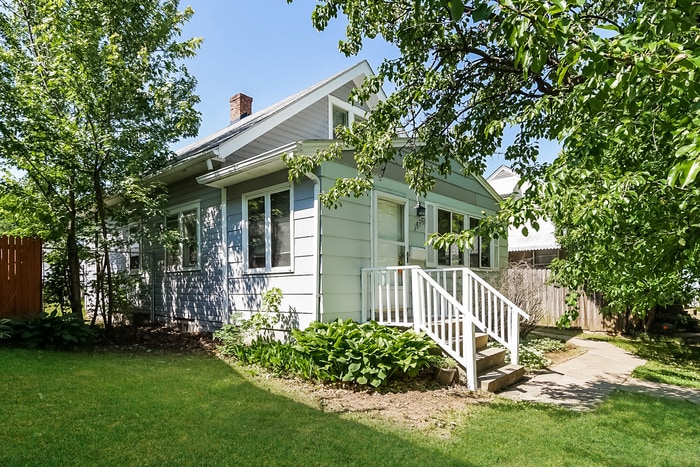 Building Photo - 1856 Clear Ave E