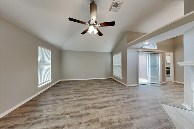 Building Photo - 17326 Masonridge Dr