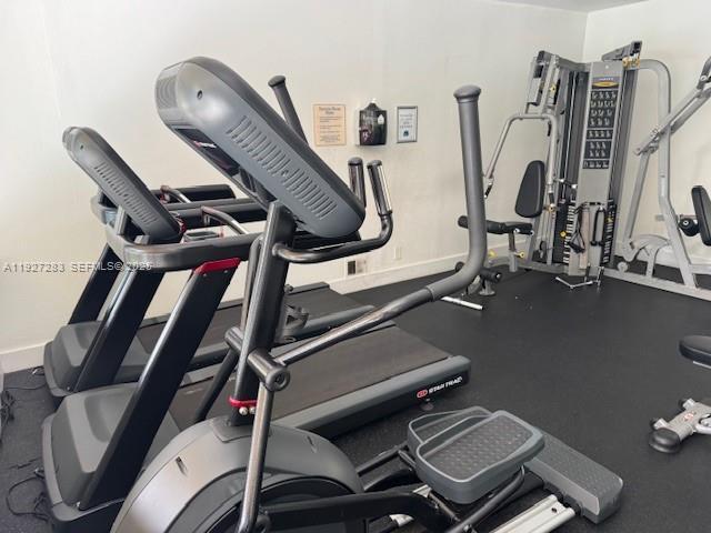 Building Photo - 4550 NW 9th St