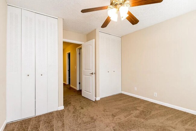 Building Photo - 5515 Country Dr