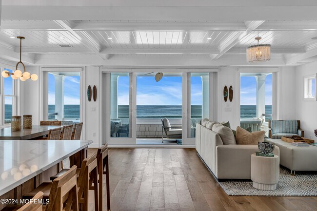 Building Photo - 3574 Ocean Terrace