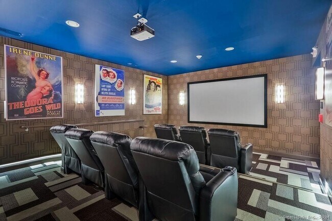 Building Photo - 40 Copper Square Dr