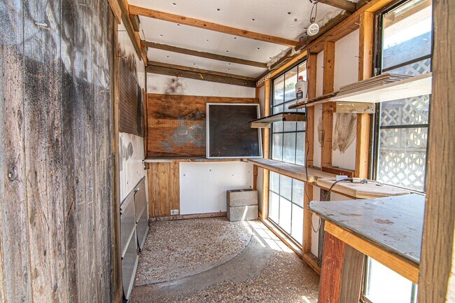Building Photo - 4432 Lanham St