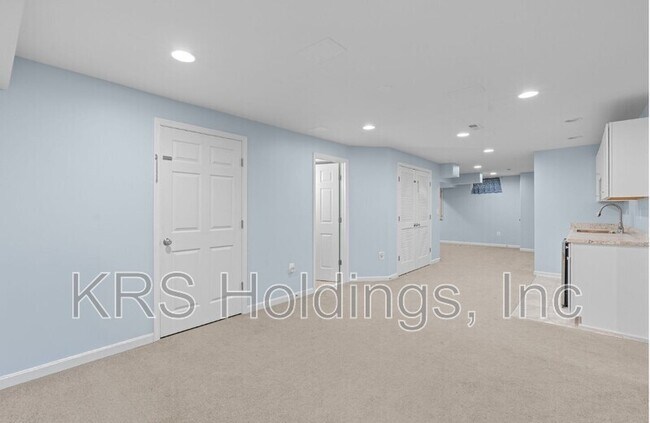 Building Photo - 4500 Marquis Pl