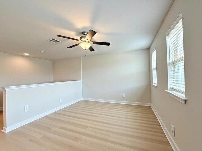 Building Photo - 11816 Offaly Dr