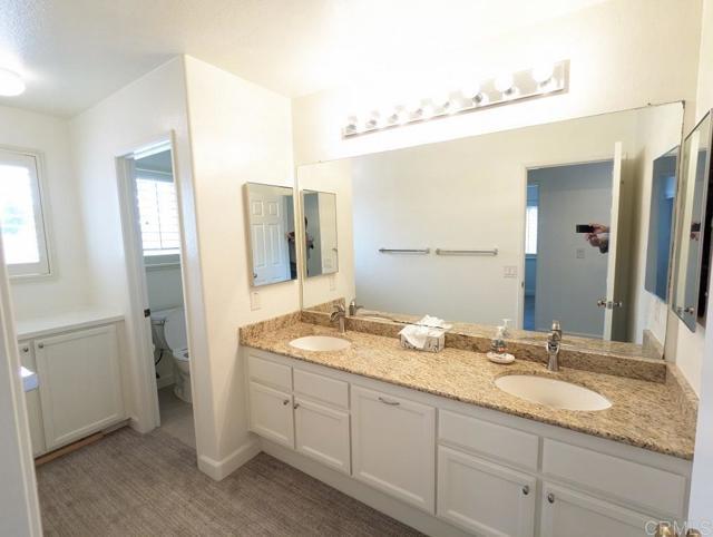 Building Photo - 649 Montage Rd