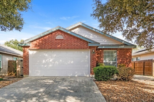 Primary Photo - Adorable 3 bedroom for rent in Wildhorse!