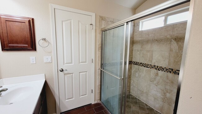 Building Photo - 7453 Eagle Vista Dr
