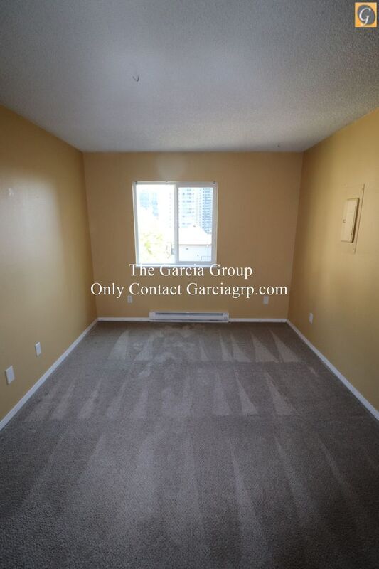 Building Photo - 3712 S Kelly Ave