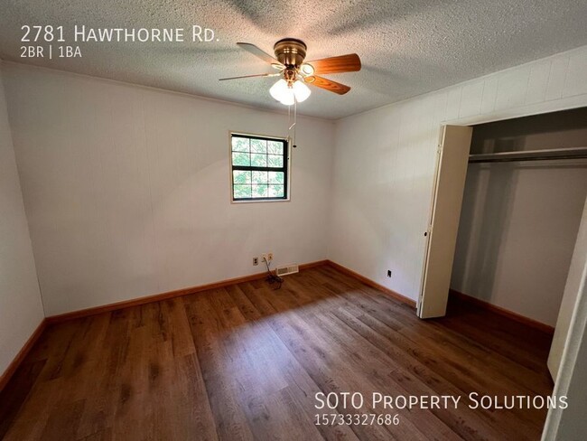 Building Photo - 2BD/1BA Duplex by Arena Park