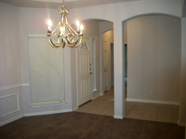 Building Photo - Beautiful home in Stone Oak area!