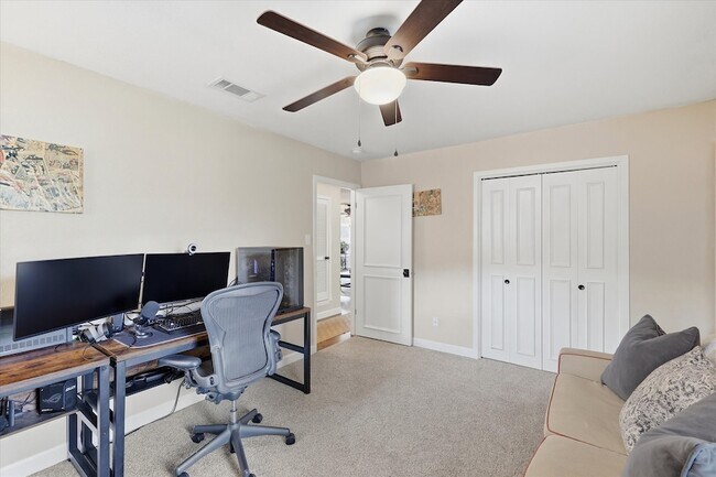 Building Photo - 217 E Louella Dr