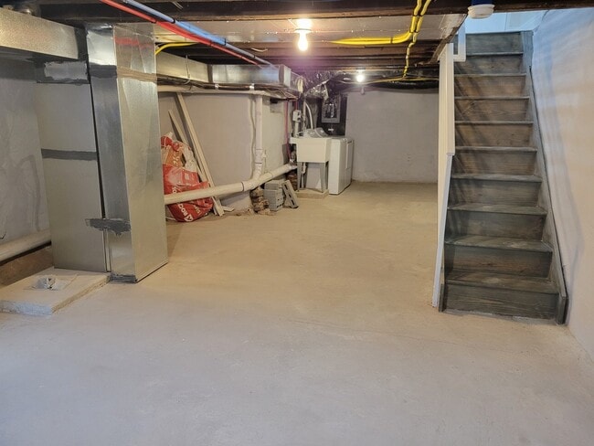 Building Photo - 1514 S 27th St