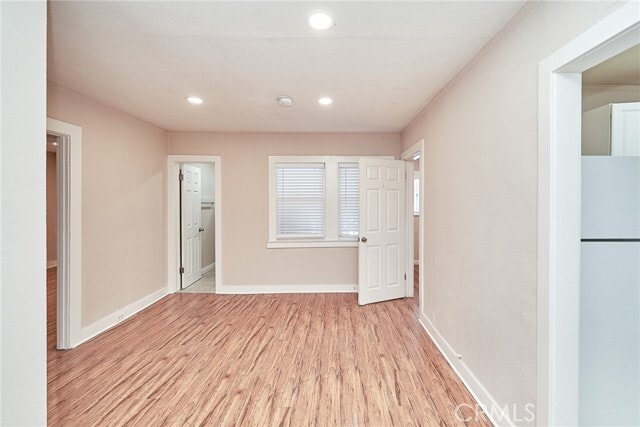 Building Photo - 1329 W 37th Dr