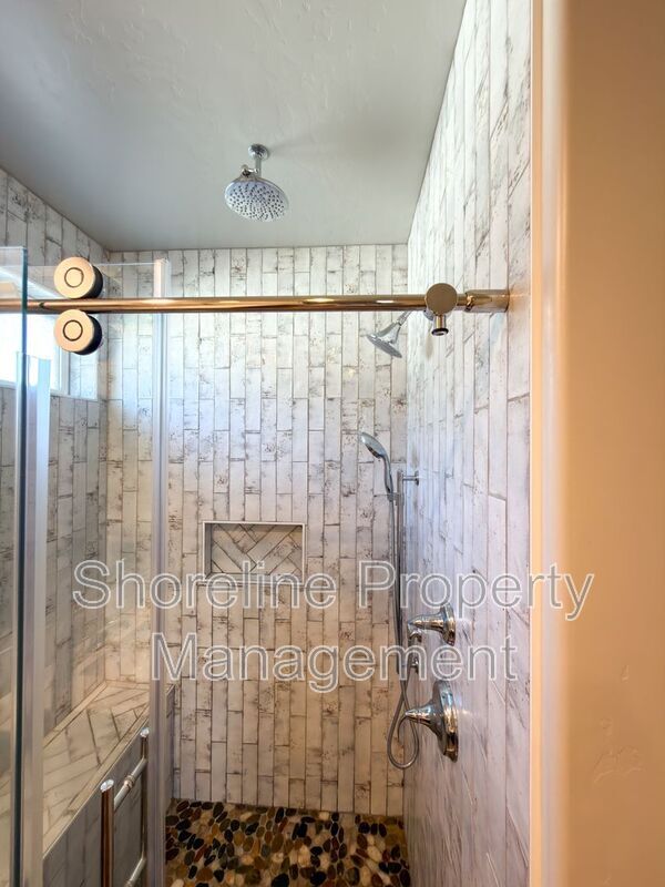 Building Photo - 12913 S Salerno Ave