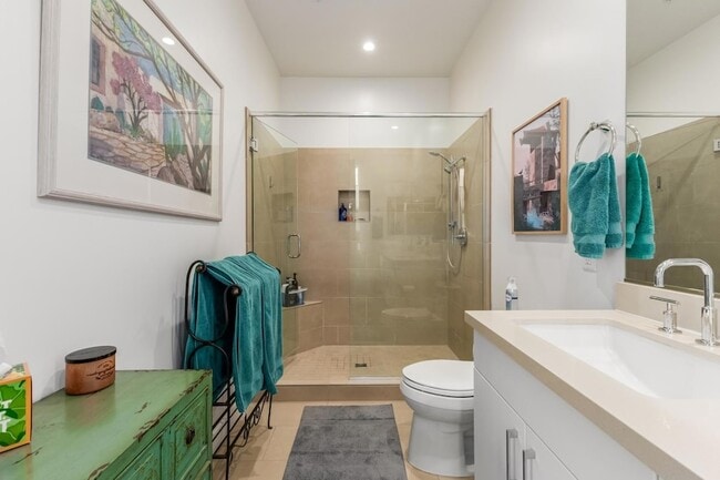 Building Photo - 16510 N 92nd St