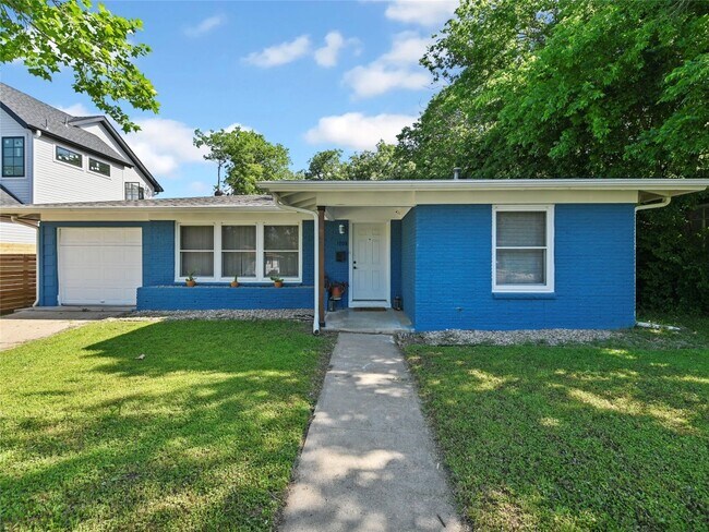 Building Photo - 1708 Princeton Ave