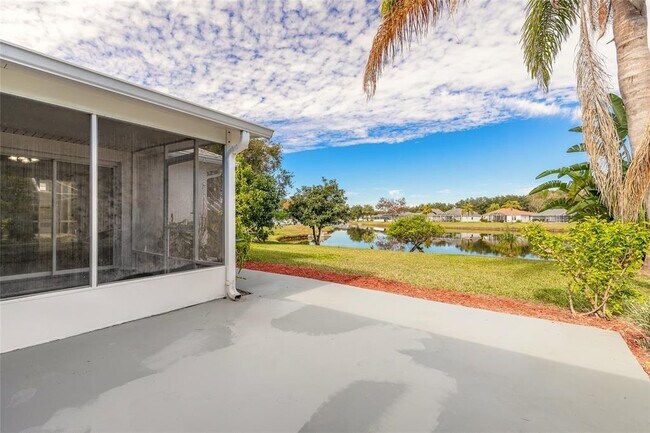 Building Photo - 1694 Town Park Dr