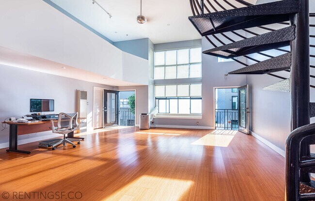 Primary Photo - 940 Natoma St