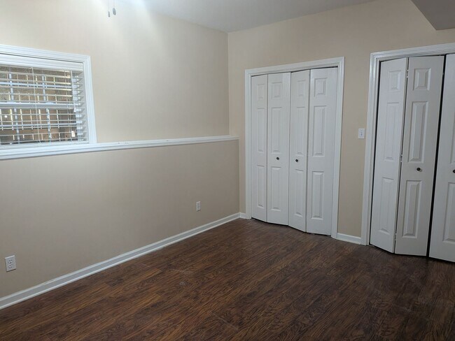 Building Photo - 4108 Cedar Crest Ln