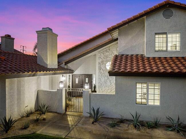 Building Photo - 76817 Manor Ln