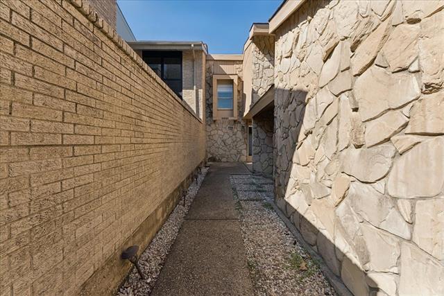 Building Photo - 2905 Country Pl Cir