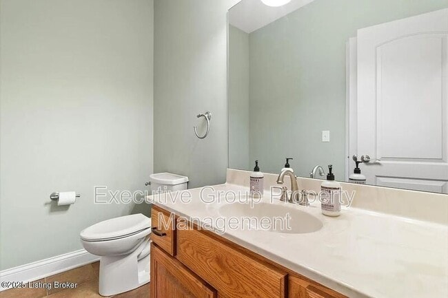 Building Photo - 120 Calumet Loop