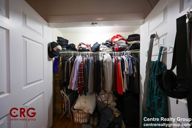 Building Photo - 1728 Beacon St