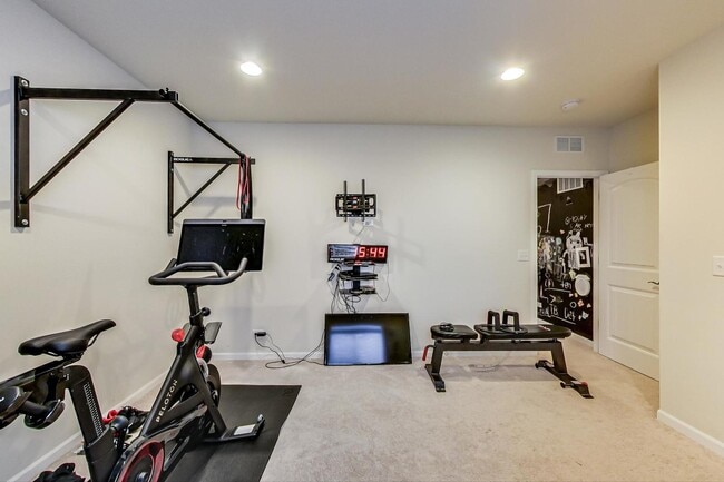 Building Photo - 1382 Kensington Ct