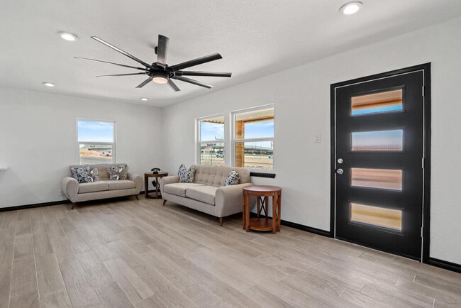 Primary Photo - 4108 Payne Cir