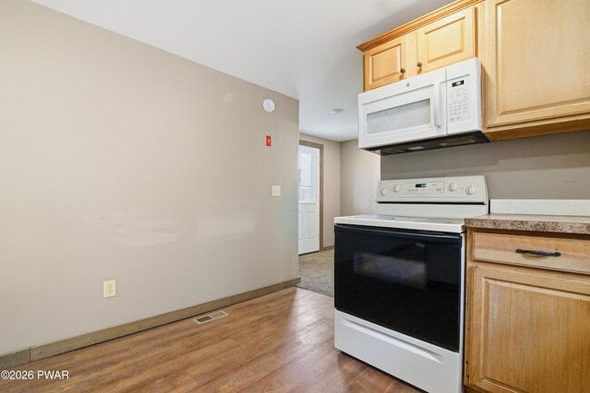 Building Photo - 760 Hudson St